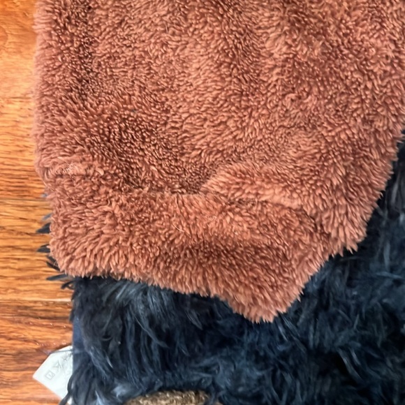 Warm cozy athleisure set.. Color Brown/Size Medium - Picture 3 of 7